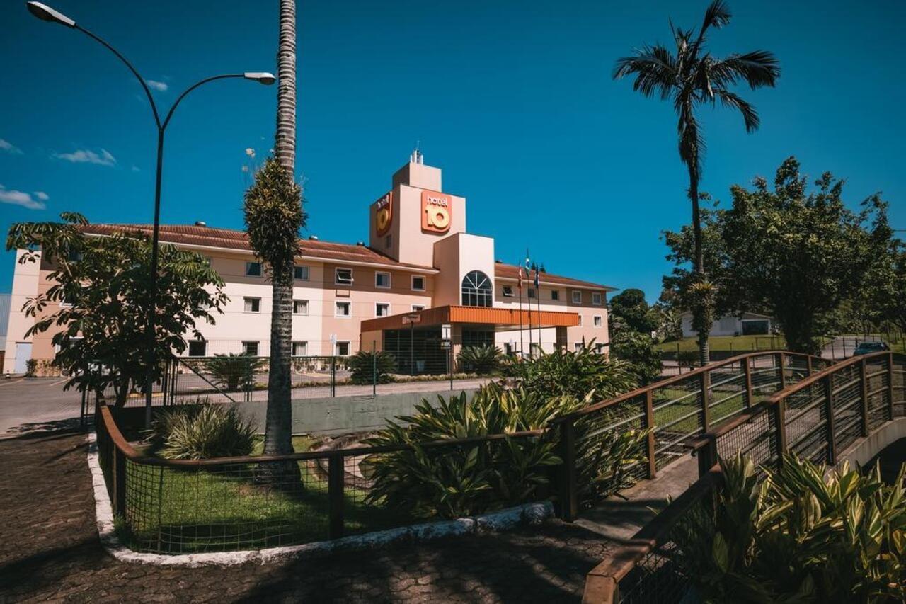 Hotel 10 Joinville Bagian luar foto