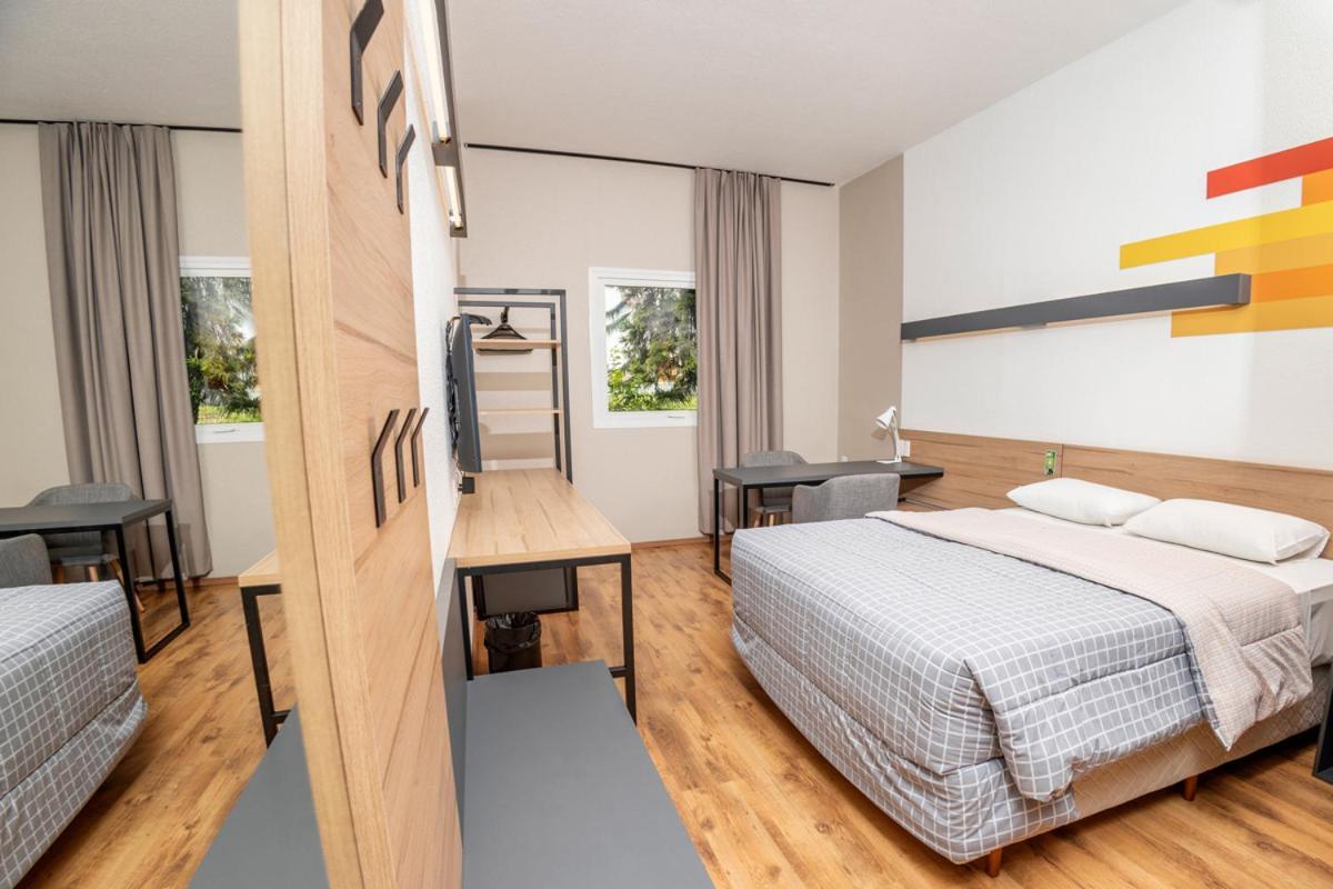Hotel 10 Joinville Bagian luar foto