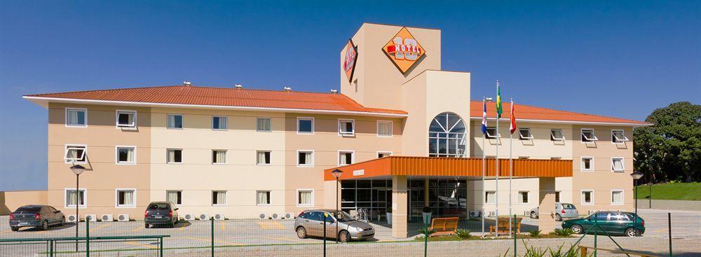 Hotel 10 Joinville Bagian luar foto