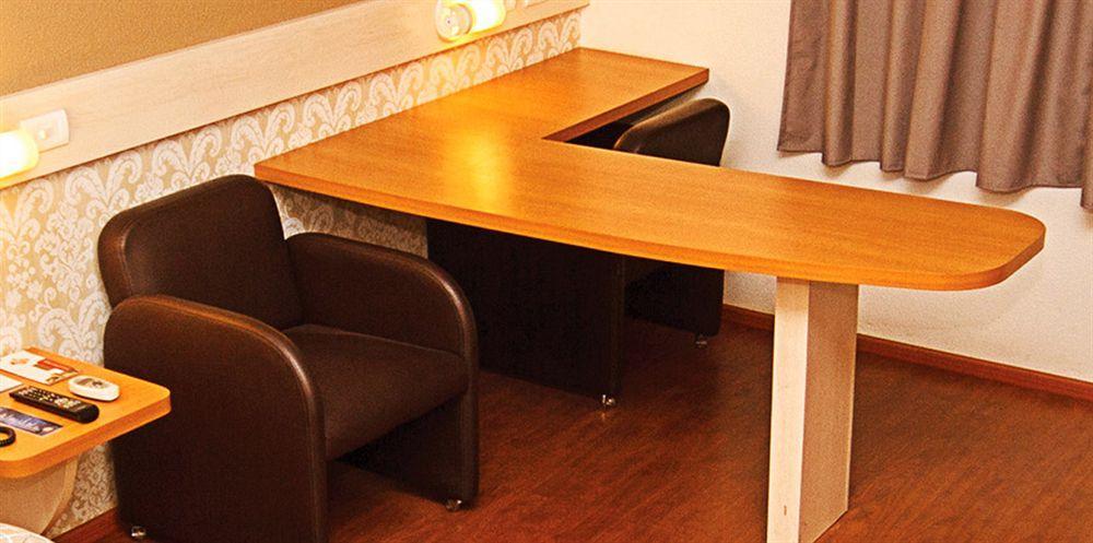 Hotel 10 Joinville Bagian luar foto