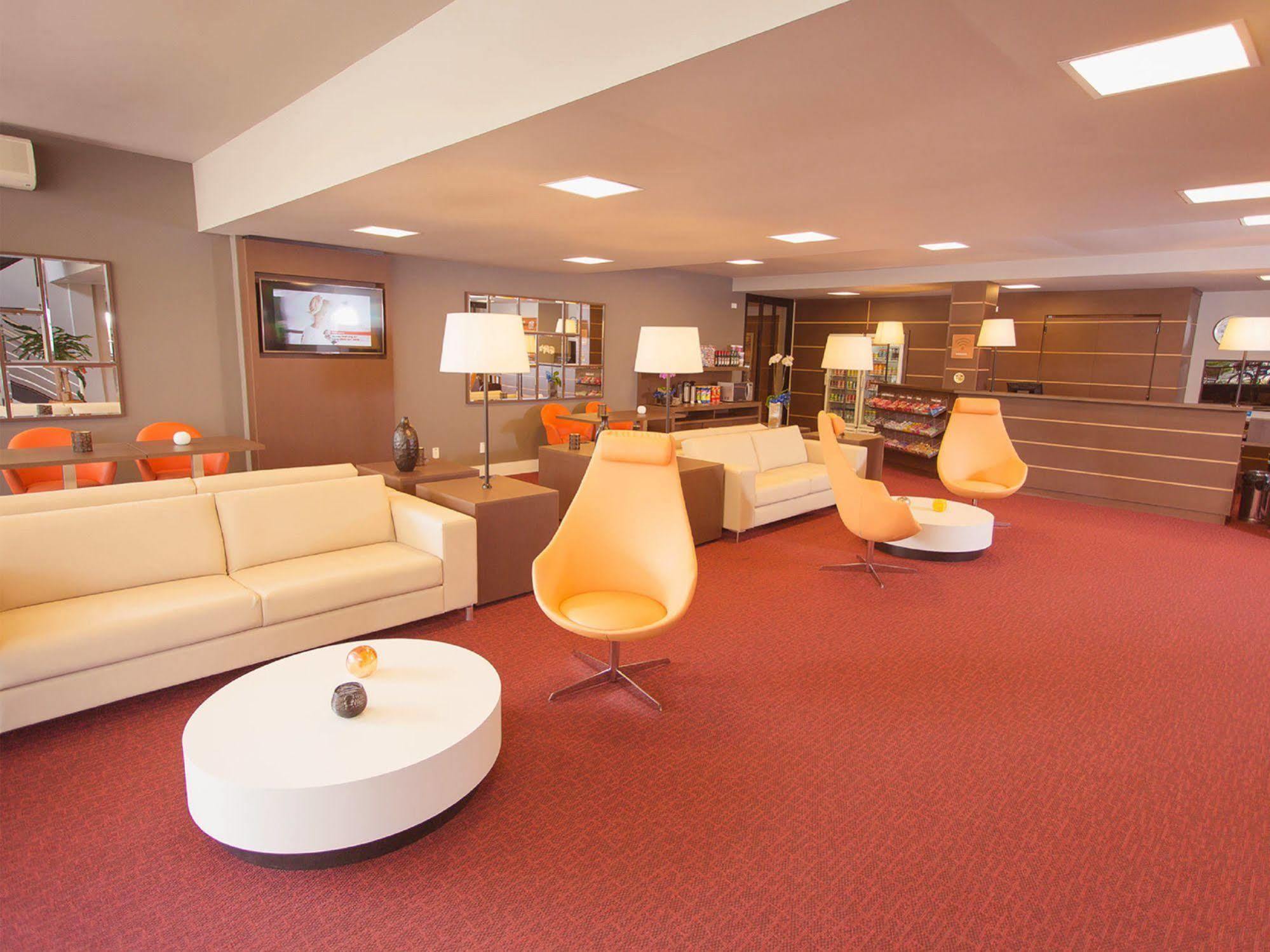 Hotel 10 Joinville Bagian luar foto