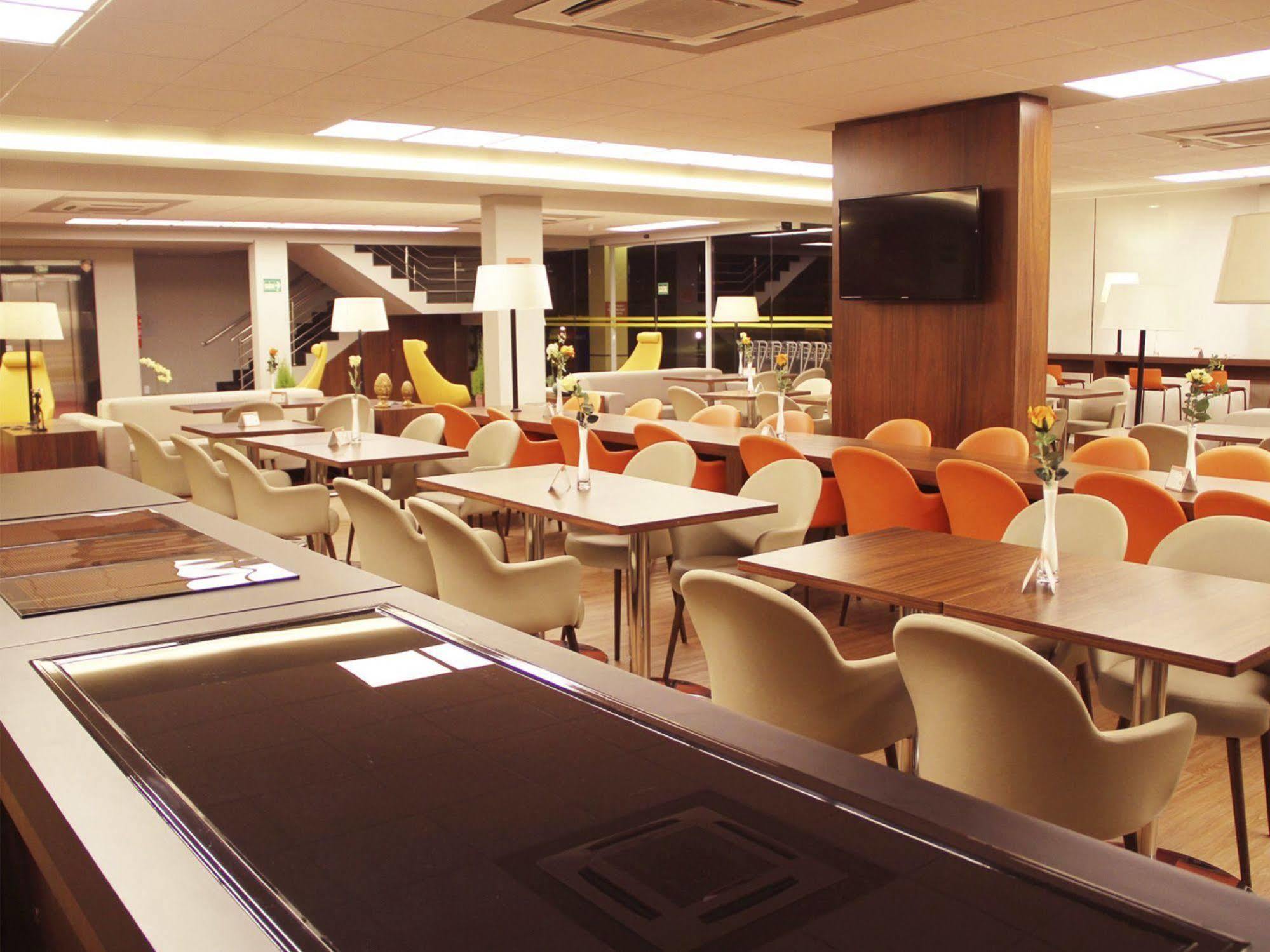 Hotel 10 Joinville Bagian luar foto